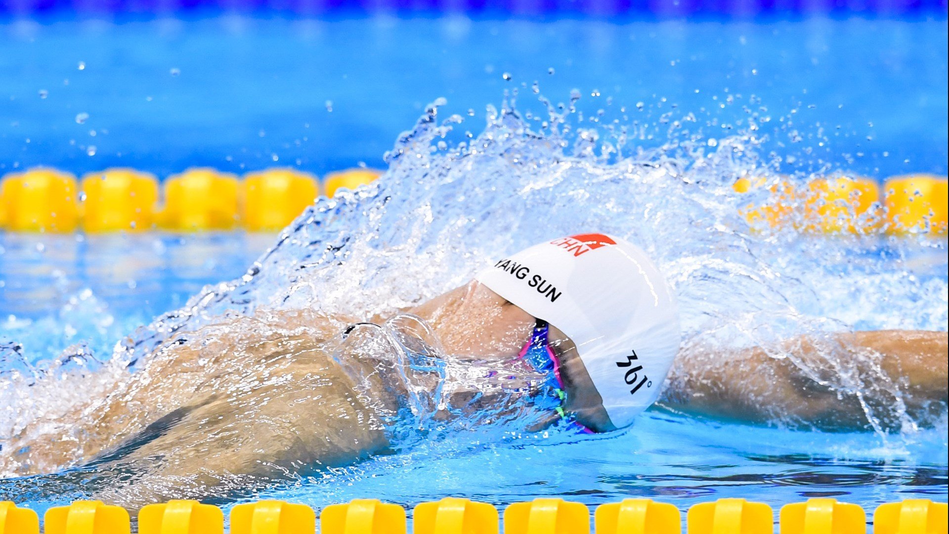 中国篮球的自信源于不懈努力,关于篮球自信的故事